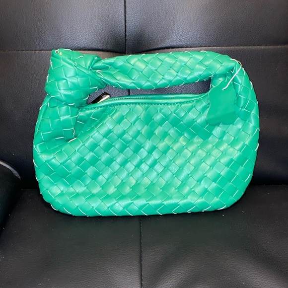 Green Purse - Picture 1 of 3